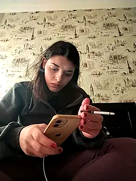 Snapshot of Rosanna_Rennie chatting on February 26, 2025, 1:00 pm Rosanna Rennie online show from February 26, 2025, 1:00 pm