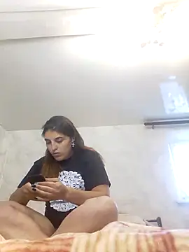 Snapshot of Rosanna_Rennie chatting on September 25, 2025, 12:44 pm Rosanna Rennie online show from September 25, 2025, 12:44 pm