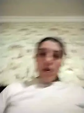 Snapshot of Rosanna_Rennie chatting on February 24, 2025, 4:15 pm Rosanna Rennie online show from February 24, 2025, 4:15 pm