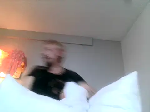 AQuickPhyx online show from February 16, 2025, 10:11 pm