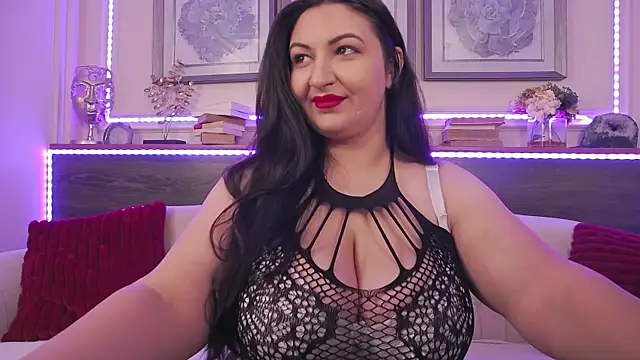 Snapshot of BustyEva_ chatting on May 16, 2026, 3:27 am BustyEva online show from May 16, 2026, 3:27 am