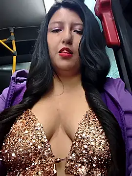 Snapshot of Melyy_Edii chatting on April 28, 2026, 11:09 pm Melyy Edii online show from April 28, 2026, 11:09 pm
