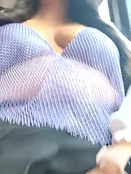 Snapshot of Melyy_Edii chatting on April 19, 2026, 6:10 pm Melyy Edii online show from April 19, 2026, 6:10 pm
