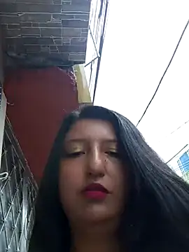 Snapshot of Melyy_Edii chatting on February 27, 2025, 3:26 pm Melyy Edii online show from February 27, 2025, 3:26 pm