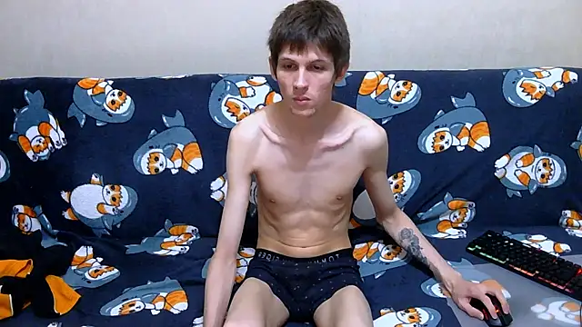 Snapshot of Lester_Broo chatting on August 1, 2026, 7:23 pm Lester Broo online show from August 1, 2026, 7:23 pm