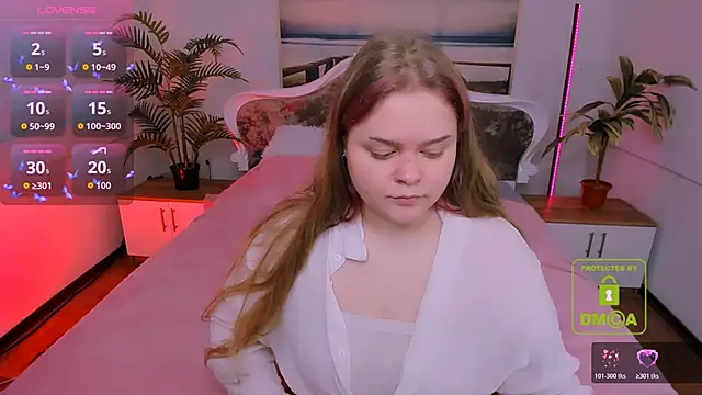 Snapshot of Erica__Alta chatting on October 29, 2025, 6:23 am Erica Alta online show from October 29, 2025, 6:23 am