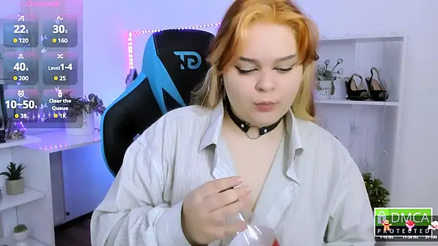 Snapshot of Erica__Alta chatting on February 22, 2026, 6:27 am Erica Alta online show from February 22, 2026, 6:27 am