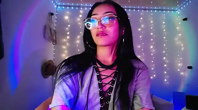 victoria ricci a online show from March 9, 2025, 4:16 am