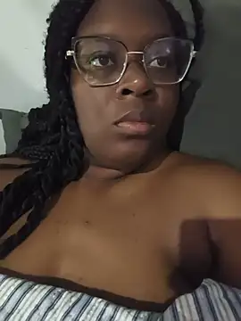 gatinha776 online show from May 23, 2026, 9:36 pm