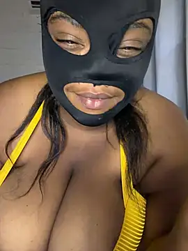 Snapshot of Lilymoonshow chatting on March 1, 2026, 6:08 pm Lilymoonshow online show from March 1, 2026, 6:08 pm