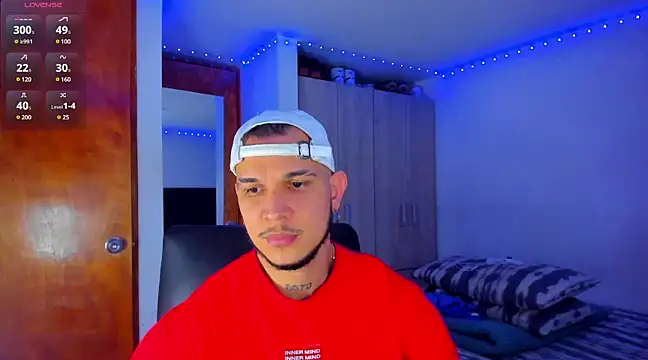 Snapshot of austinoficial chatting on March 8, 2025, 1:06 am austinoficial online show from March 8, 2025, 1:06 am