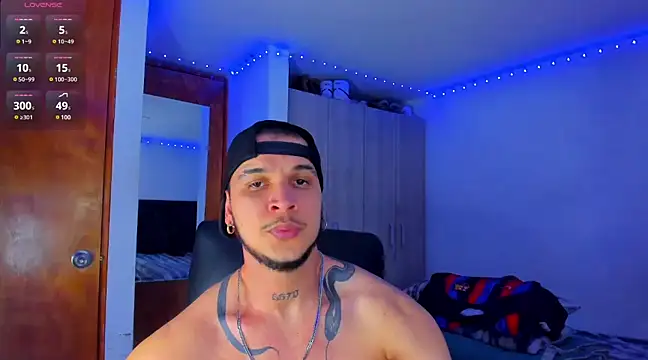 Snapshot of austinoficial chatting on March 6, 2025, 5:03 am austinoficial online show from March 6, 2025, 5:03 am
