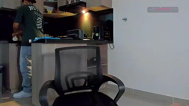 austinoficial online show from March 19, 2026, 11:05 pm