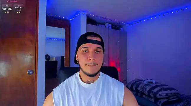 Snapshot of austinoficial chatting on March 15, 2025, 5:52 am austinoficial online show from March 15, 2025, 5:52 am