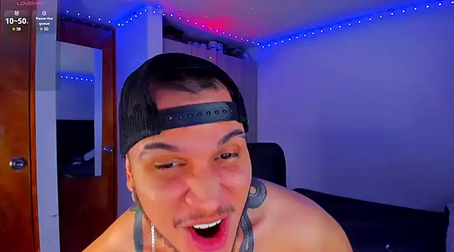 Snapshot of austinoficial chatting on March 18, 2025, 7:55 am austinoficial online show from March 18, 2025, 7:55 am