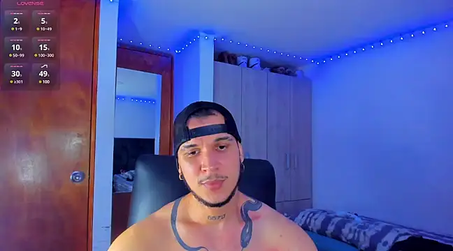 Snapshot of austinoficial chatting on March 4, 2025, 7:19 am austinoficial online show from March 4, 2025, 7:19 am