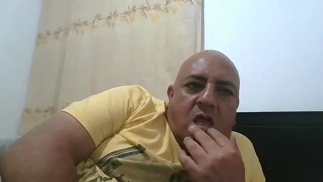 Snapshot of Sr_JakoXXXX chatting on November 19, 2025, 2:33 am Sr JakoXXXX online show from November 19, 2025, 2:33 am