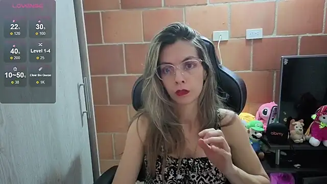 Princezzlove3 online show from October 19, 2025, 12:24 am