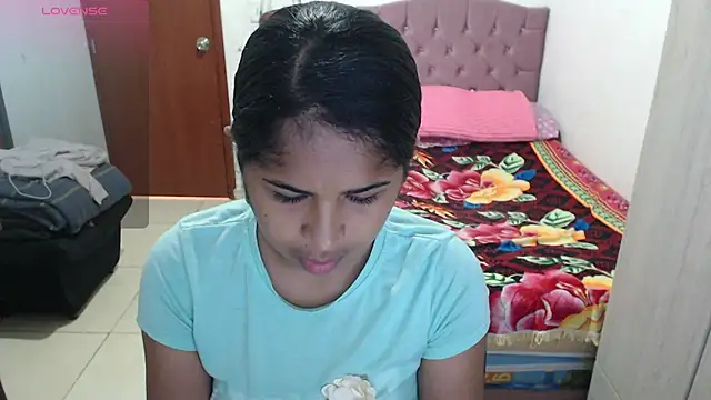 Snapshot of july-feria chatting on November 29, 2025, 3:01 pm july-feria online show from November 29, 2025, 3:01 pm