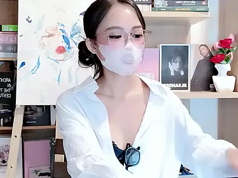 Snapshot of Lush-Office chatting on October 26, 2025, 1:44 pm Lush-Office online show from October 26, 2025, 1:44 pm