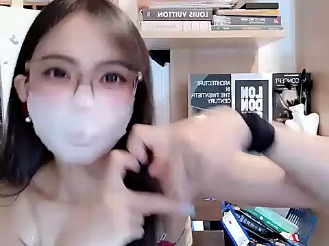 Snapshot of Lush-Office chatting on October 16, 2025, 6:43 am Lush-Office online show from October 16, 2025, 6:43 am