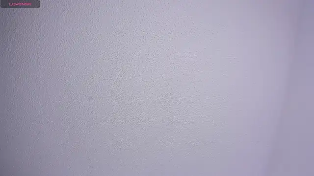 raven  white1 online show from February 19, 2025, 11:14 pm