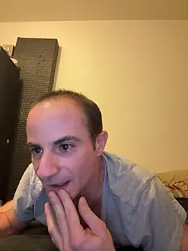 Snapshot of VicesVersa chatting on January 12, 2025, 11:26 pm VicesVersa online show from January 12, 2025, 11:26 pm