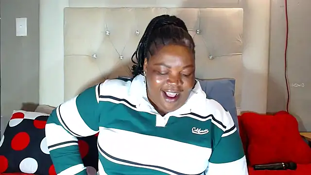 omalicha98 online show from May 25, 2026, 6:45 am