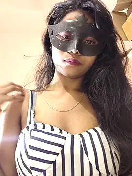 Snapshot of young_angel99 chatting on October 21, 2025, 9:41 am young angel99 online show from October 21, 2025, 9:41 am