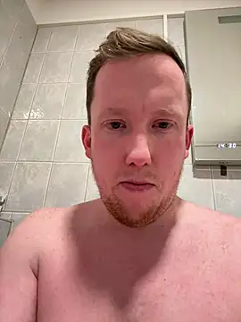 Snapshot of Sklavesucht2025 chatting on February 19, 2025, 3:50 am Sklavesucht2025 online show from February 19, 2025, 3:50 am