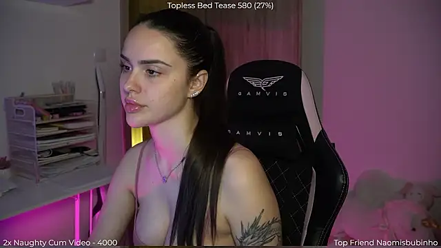 Snapshot of NaomiiMoon chatting on March 14, 2026, 5:30 pm NaomiiMoon online show from March 14, 2026, 5:30 pm