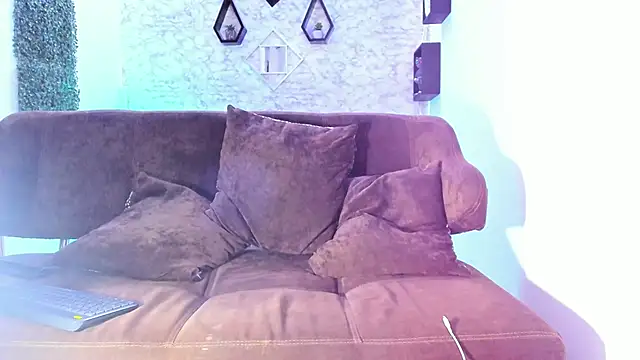 Thomass conor online show from October 16, 2025, 11:18 am