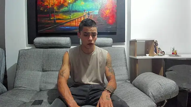 Snapshot of Thomass_conor chatting on January 28, 2025, 10:34 pm Thomass conor online show from January 28, 2025, 10:34 pm