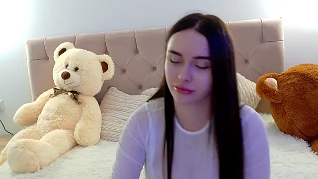 Lilliana Moon online show from October 16, 2025, 6:43 am