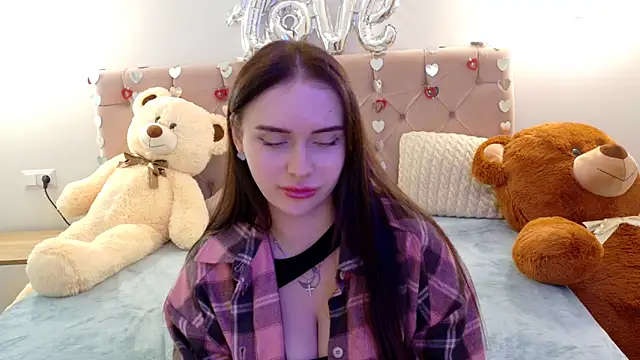 Lilliana Moon online show from February 28, 2026, 9:42 am