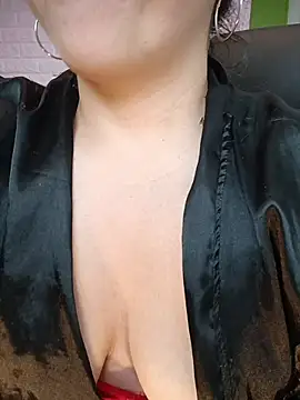 zahra Jalid online show from November 19, 2025, 11:27 pm