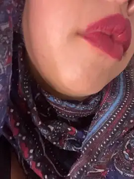 Snapshot of zahra_Jalid chatting on May 6, 2026, 10:25 pm zahra Jalid online show from May 6, 2026, 10:25 pm