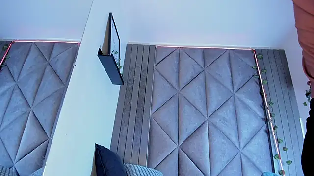 SabrinaSpell  online show from January 6, 2026, 11:47 am