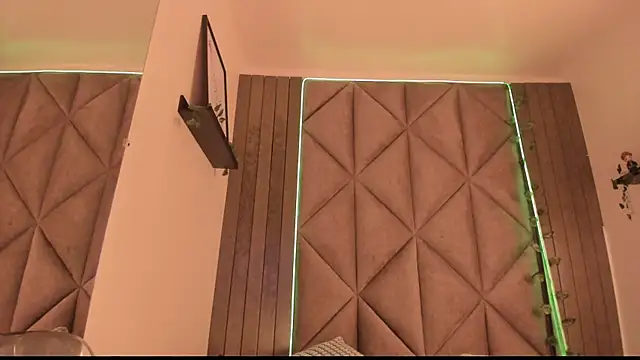 SabrinaSpell  online show from November 27, 2025, 11:43 am