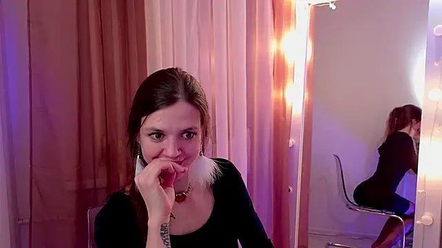 Snapshot of Iriss_Miller chatting on January 28, 2025, 4:08 am Iriss Miller online show from January 28, 2025, 4:08 am
