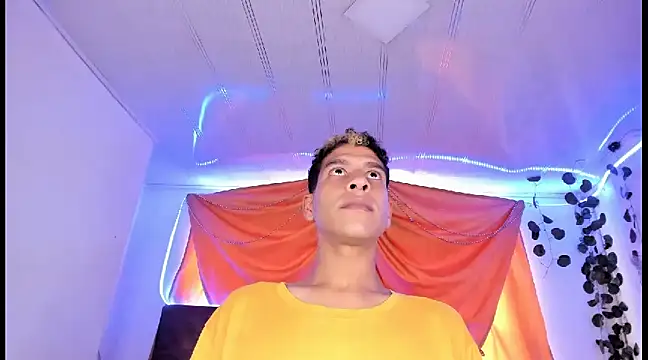 Ethan Boyy online show from March 13, 2025, 7:06 pm