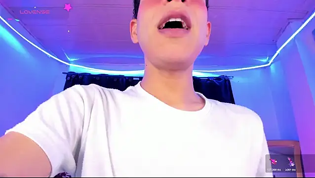 Ethan Boyy online show from May 11, 2026, 11:57 pm