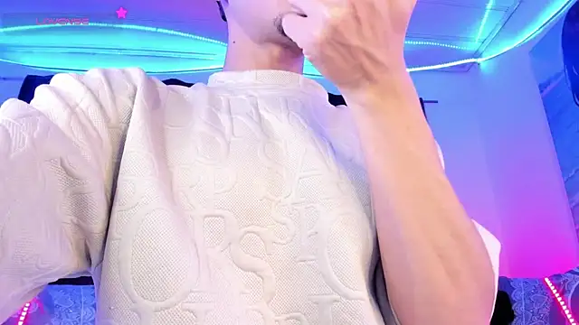 Snapshot of Ethan_Boyy chatting on February 12, 2026, 11:26 pm Ethan Boyy online show from February 12, 2026, 11:26 pm