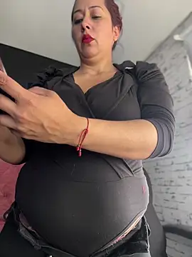 Miss  Melody online show from September 18, 2025, 1:36 pm