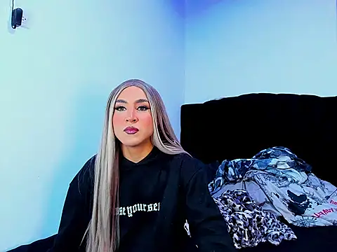 Snapshot of Georgina_Giio chatting on November 14, 2025, 6:50 am Georgina Giio online show from November 14, 2025, 6:50 am