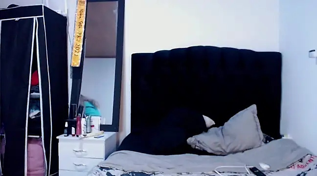 Snapshot of Georgina_Giio chatting on February 27, 2025, 3:40 am Georgina Giio online show from February 27, 2025, 3:40 am