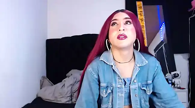 Snapshot of Georgina_Giio chatting on March 14, 2025, 8:06 pm Georgina Giio online show from March 14, 2025, 8:06 pm