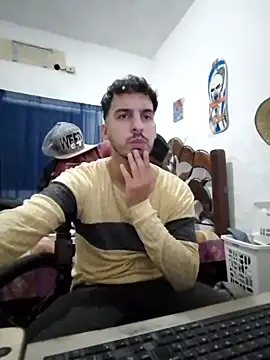 alejo5288 online show from October 13, 2025, 2:02 am