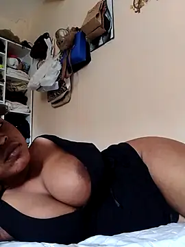 InfestedFishpond online show from July 21, 2026, 7:53 am