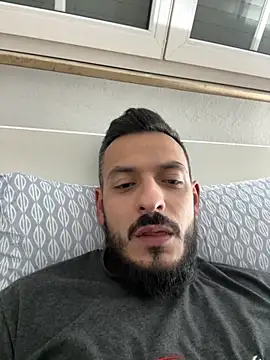 derbyo online show from September 10, 2025, 7:57 pm